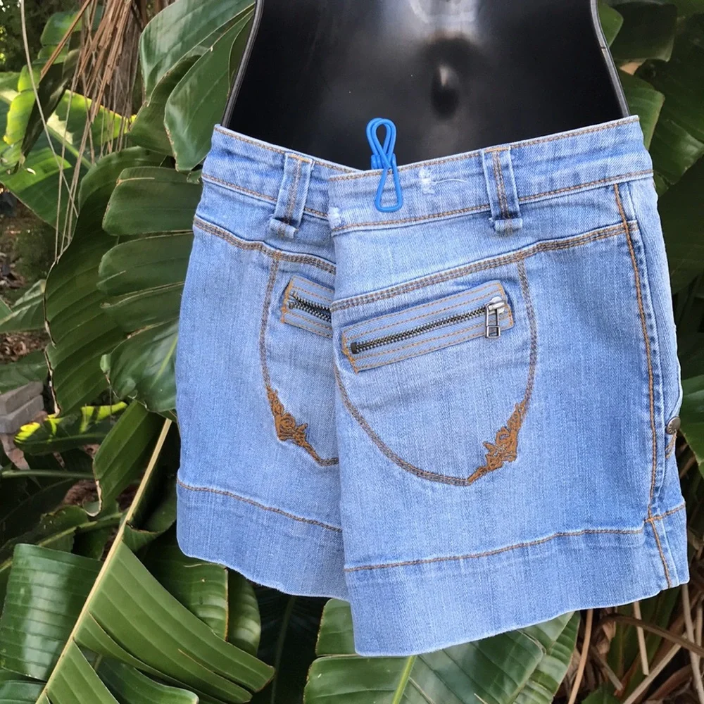 Low rise denim mini
